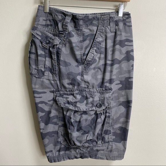 Men's Union Denim Grey Camo Cargo Shorts Size 40 - Picture 1 of 13